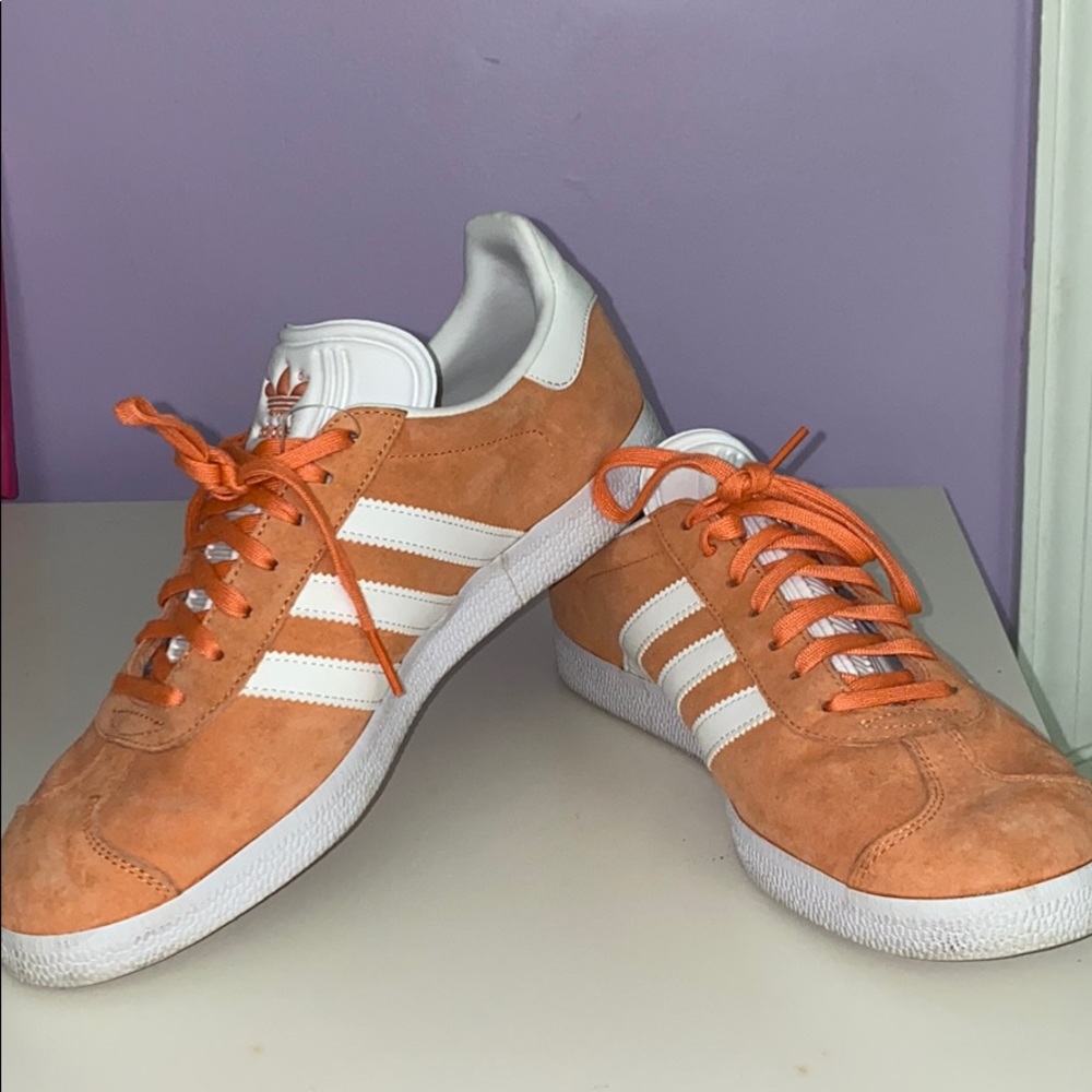 Adidas Gazelle Shoes - Picture 1 of 2